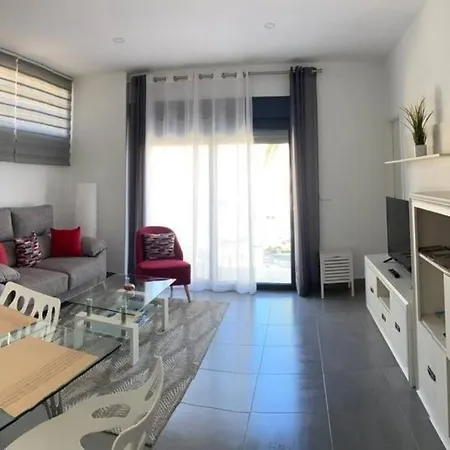Excelente Piso Con Aparcamiento Privado Appartamento *